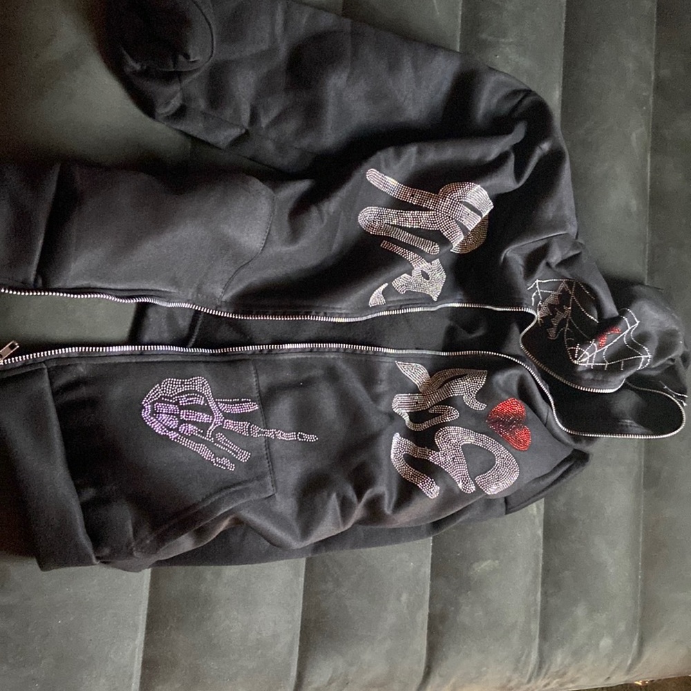 Maniére De Voir Designer hoodie never worn it.